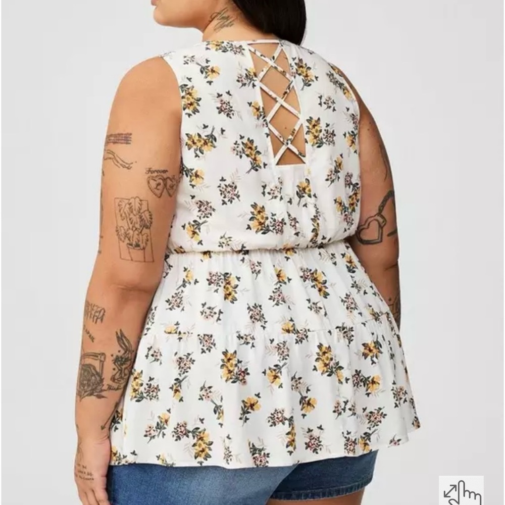 Torrid 00 Floral Sleeveless Top